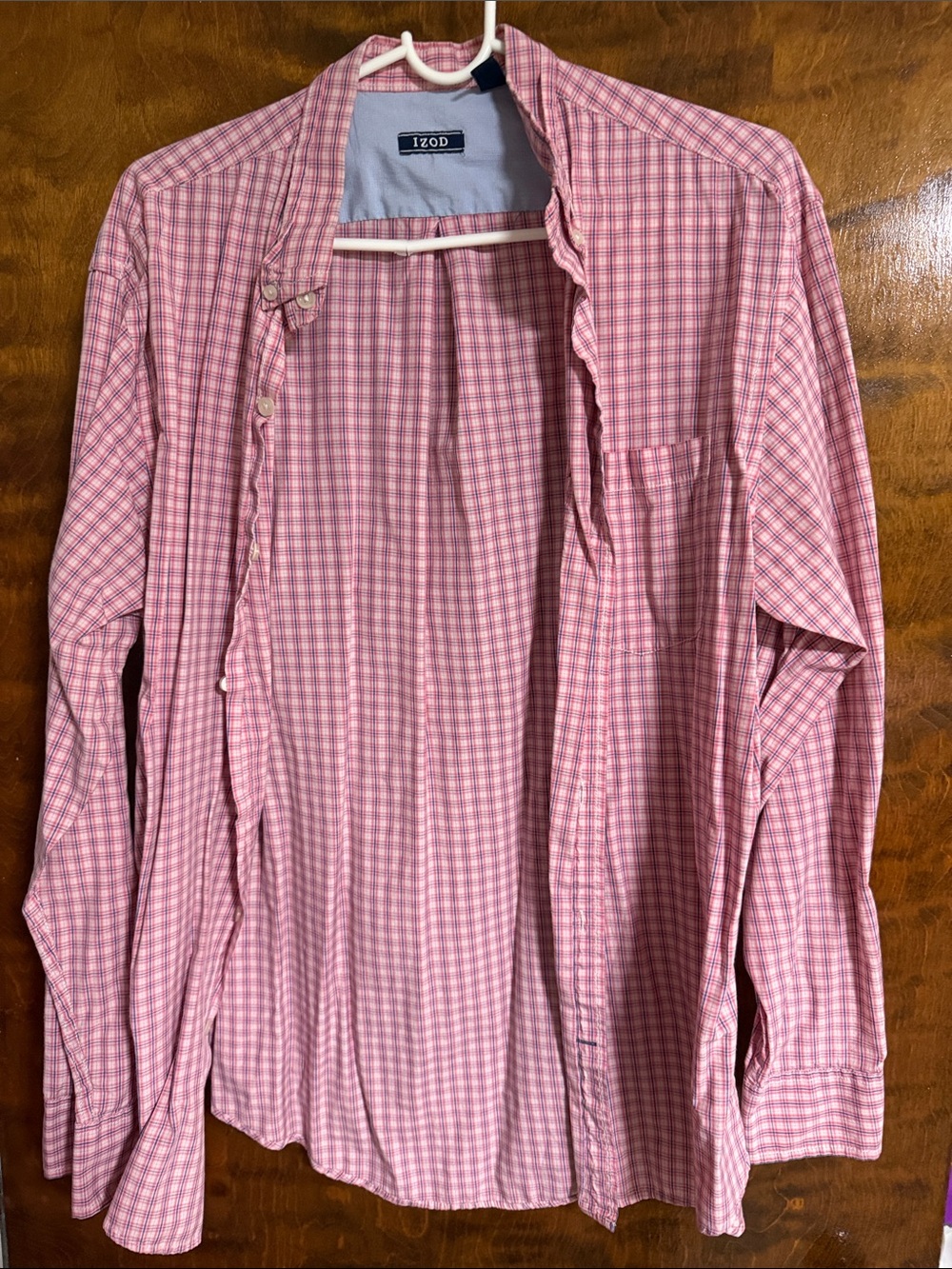 Izod Men’s Pink Plaid Long-Sleeve Button-Down Shirt